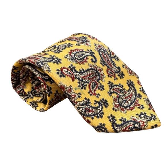 Brooks Brothers Makers All Silk Made in USA Yellow Paisley Tie Necktie - Picture 4 of 4